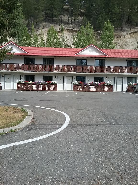 Alpen Motel Радіум-Гот-Спрінгс Екстер'єр фото